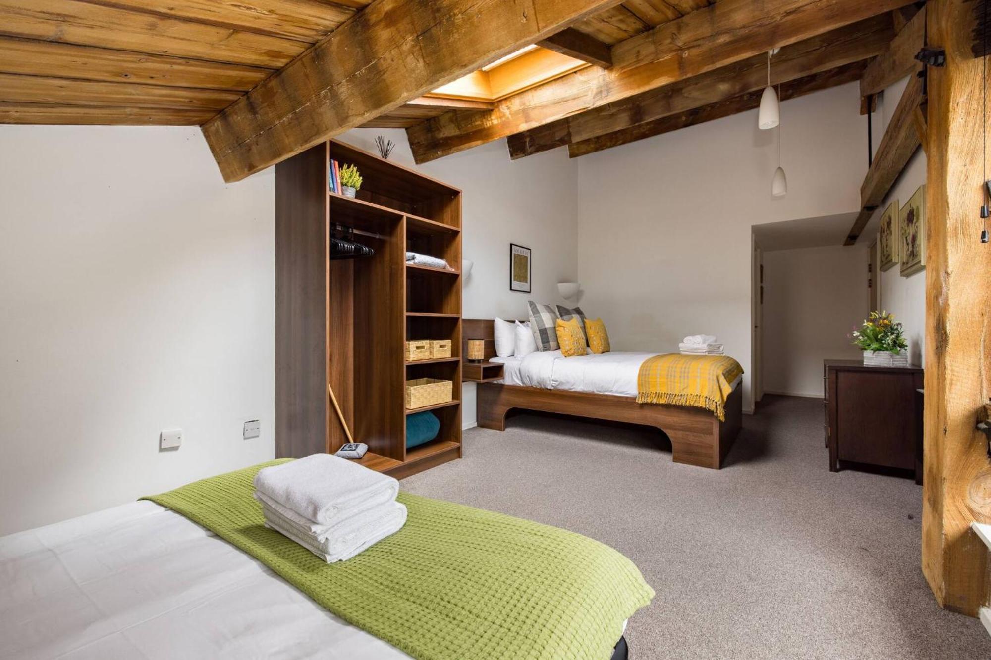 Wild Roses Serviced Apartments - Excel Warehouse 2 Лондон Екстер'єр фото